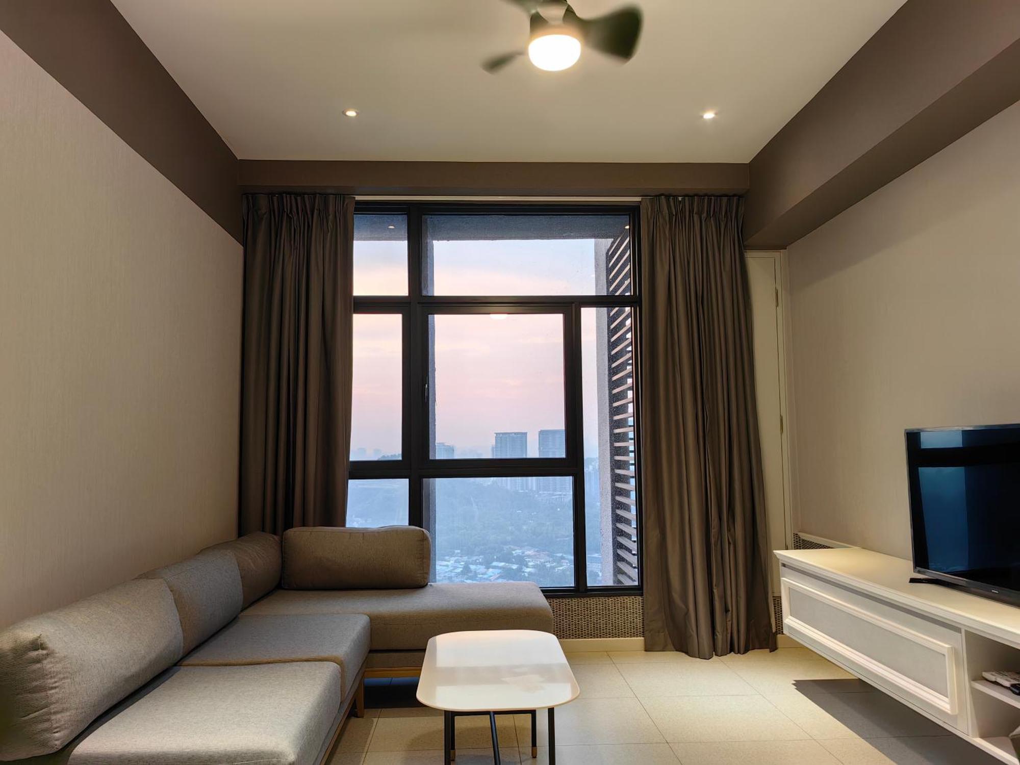 Apartment Millerz Square By Rverse *