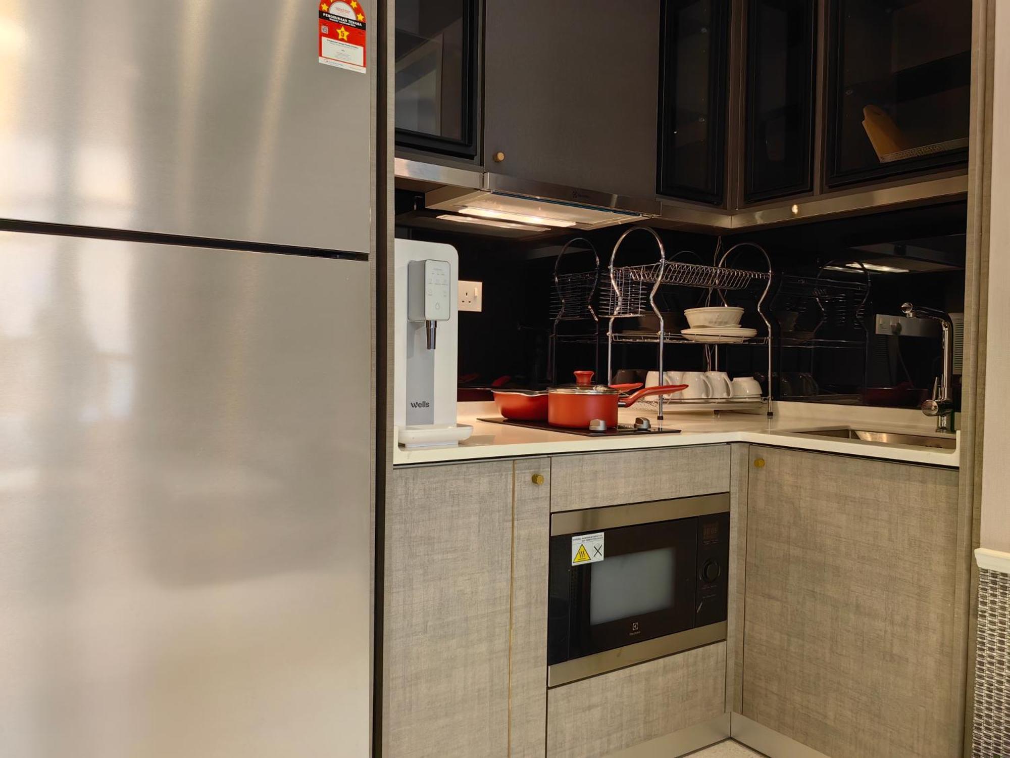 Millerz Square By Rverse Apartment