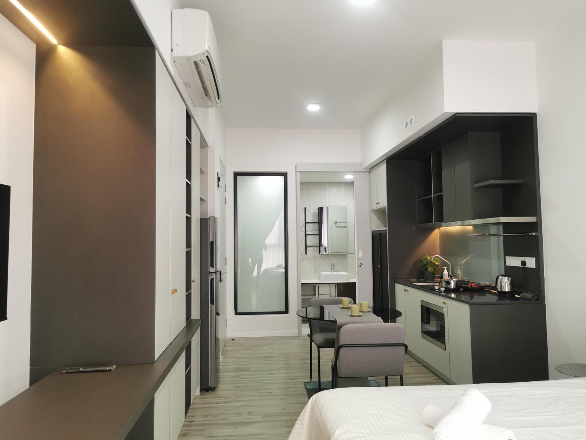Apartment Millerz Square By Rverse *